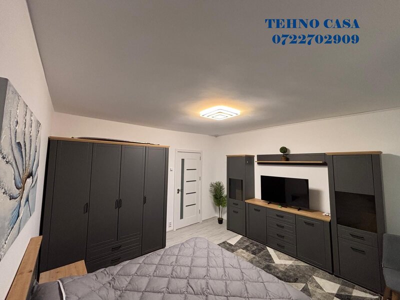 Titan chiar langa metrou, garsoniera lux, prima inchiriere, bloc mixt.