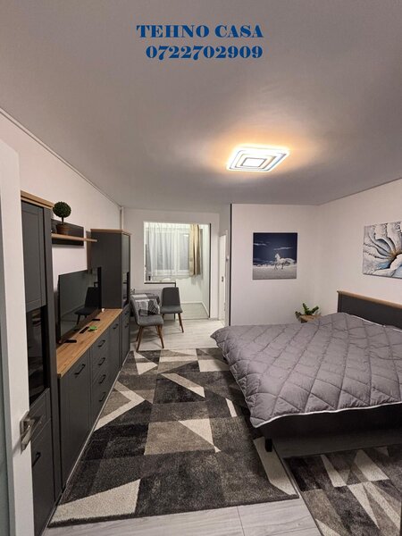 Titan chiar langa metrou, garsoniera lux, prima inchiriere, bloc mixt.