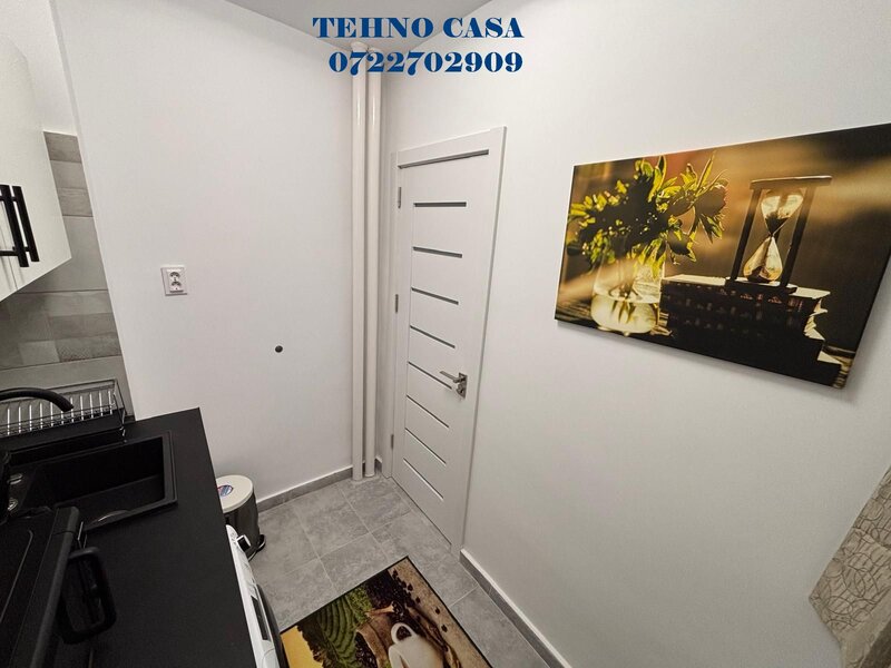 Titan chiar langa metrou, garsoniera lux, prima inchiriere, bloc mixt.